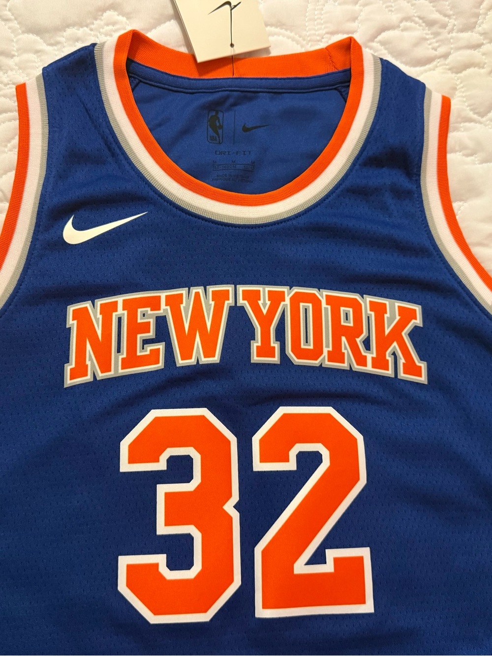 Nike Knicks Royal Blue and Orange Basketball Jersey #32 - Picture 5 of 9